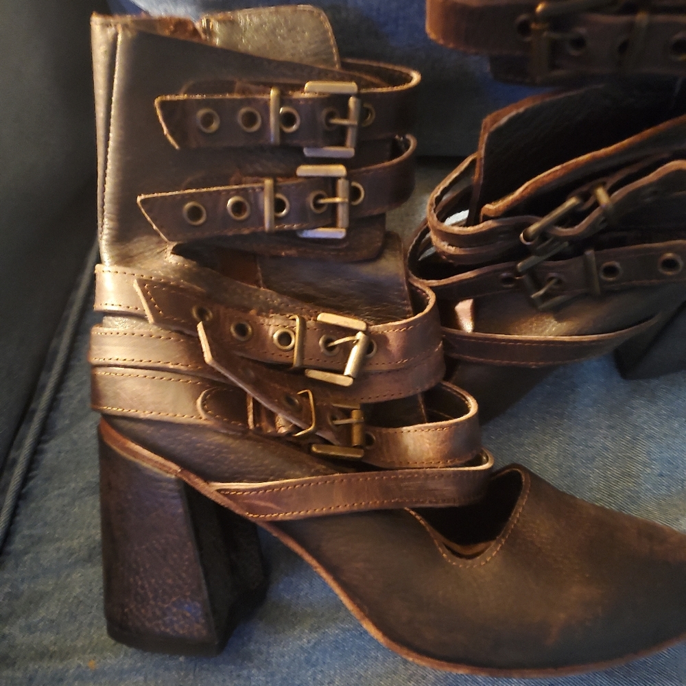 Freebird By Stephen Tali boots
